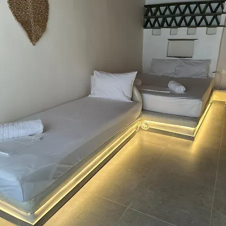 Iakovos' Luxury Penthouse Apartment Tinos Exterior photo