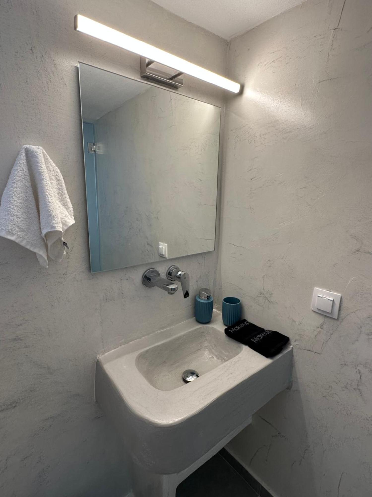 דירה Iakovos' Luxury Penthouse Tínos